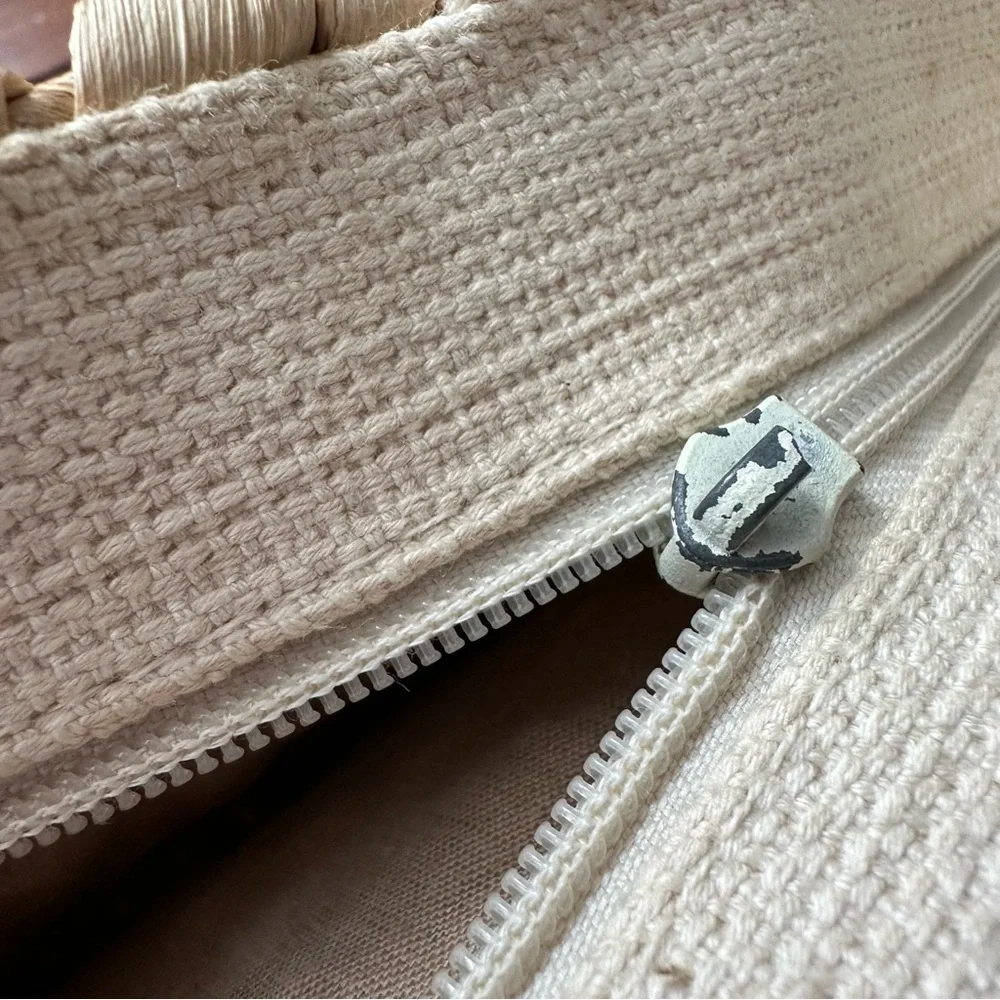 Vintage early 80s large woven straw flat shoulder bag